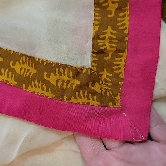 Gorgeous silk sari wrap EUC. - Picture 2 of 2